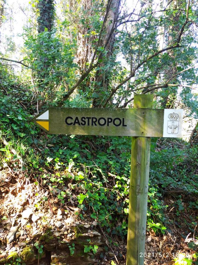 Apartamentos Lagunas Castropol Exteriör bild