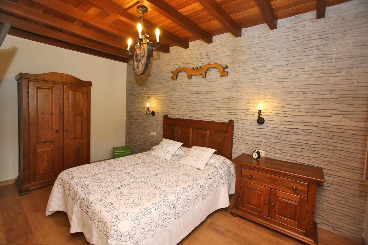 Apartamentos Lagunas Castropol Exteriör bild